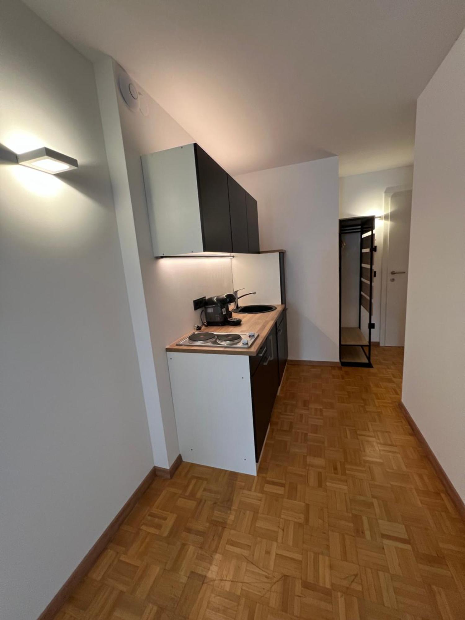 Ferienwohnung Ueber Den Daechern Von Брегенц Екстериор снимка